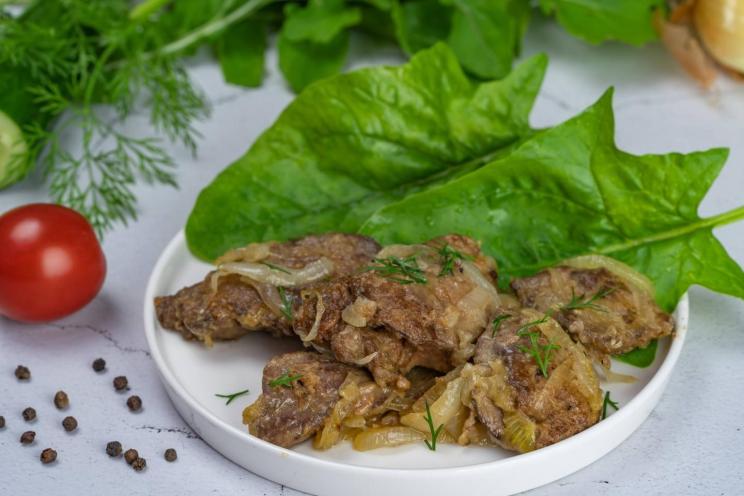 Pan-Fried Chicken Liver with Onions