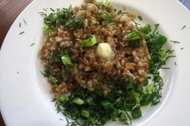 Nutty Spelled Porridge: A Healthy Fairy Tale Delight