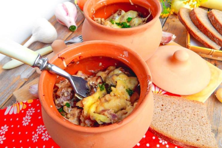 Wild Mushroom Julienne in Clay Pots Wild Mushroom Julienne in Clay Pots