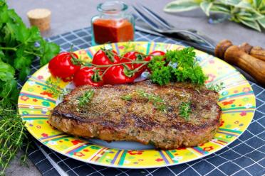 Pan-Seared Marinated Beef Steak