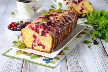 Year-Round Berry Pie with Lemon Glaze