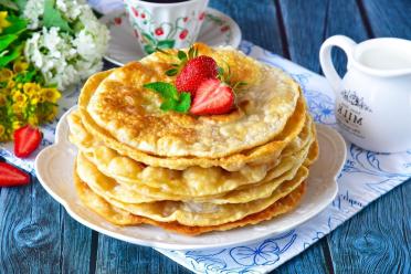 Quick and Easy Skillet Flatbreads with Egg