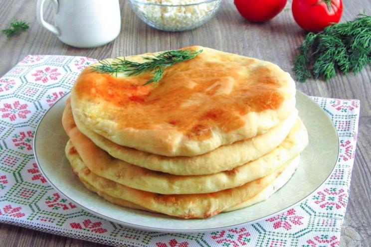 Oven-Baked Cottage Cheese Khachapuri for the Family