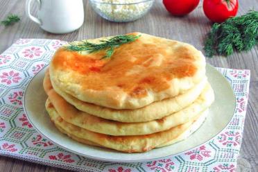 Oven-Baked Cottage Cheese Khachapuri for the Family