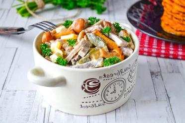 Spicy Mushroom & Tongue Salad