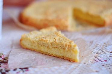 Cottage Cheese and Butter Royal Pie