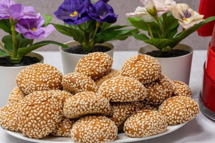 Honey Vanilla Sesame Shortbread Cookies Honey Vanilla Sesame Shortbread Cookies