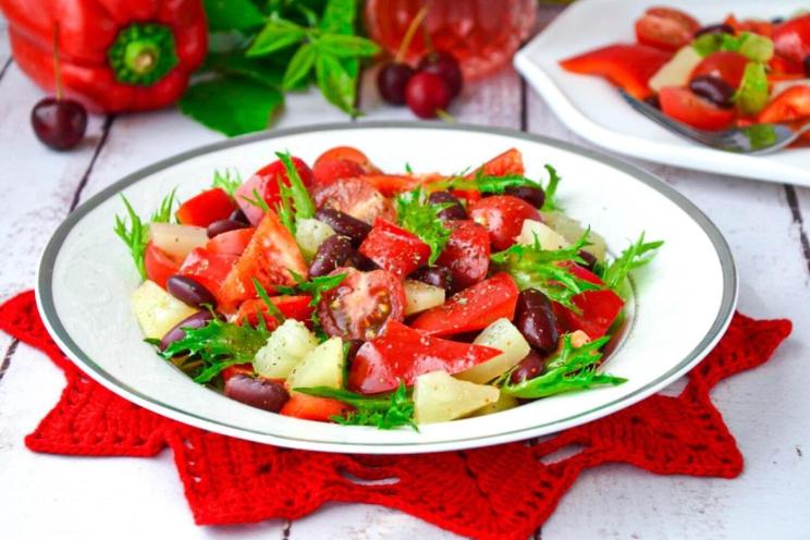 Quick and Tasty Red Bell Pepper Salad Quick and Tasty Red Bell Pepper Salad