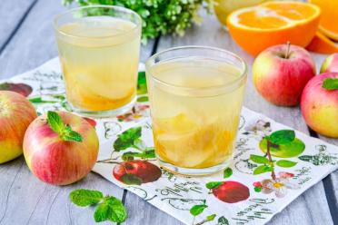 Apple-Orange Compote: Refreshing Citrus Delight