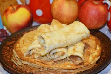 Apple-Infused Pancakes