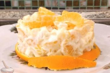 Tangerine & Cheese Salad Delight