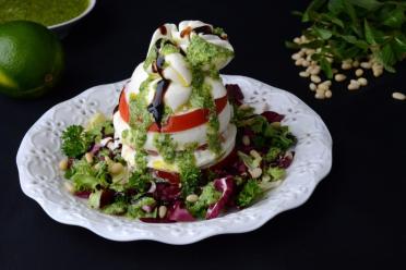 Burrata Caprese Salad with Pesto: A Creamy Twist