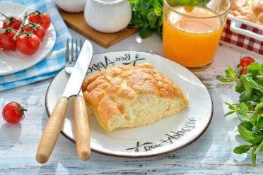 Fluffy Oven-Baked Egg Casserole
