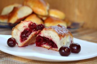 Cherry-Infused Yeast Pies