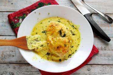 Oven-Baked Chicken Breasts in Creamy Turmeric Sauce
