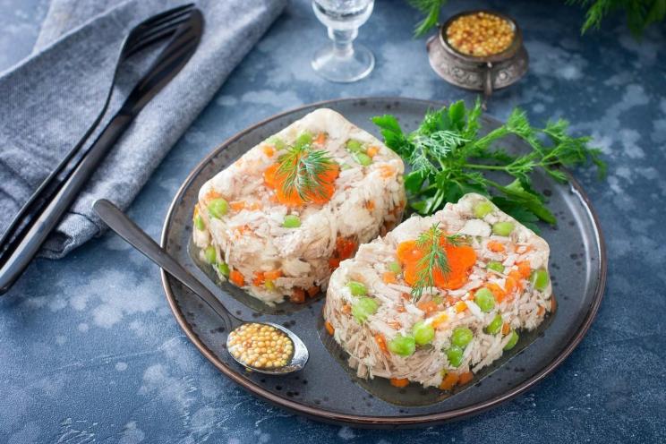 Festive Jellied Meat Delight Festive Jellied Meat Delight