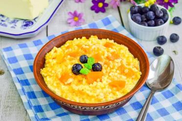Pumpkin Millet Porridge for a Nutritious Family Breakfast