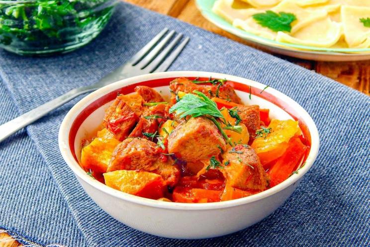 Tatar Pork Azu with Spicy Pickles and Potatoes
