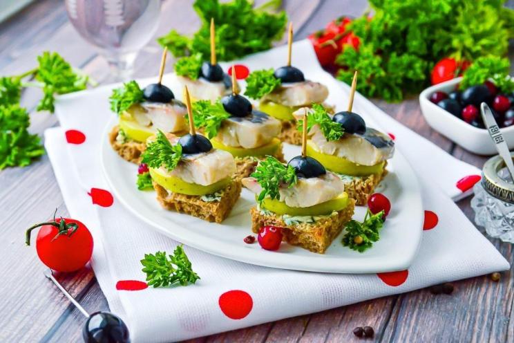 Herring and Black Bread Skewer Canapes Herring and Black Bread Skewer Canapes