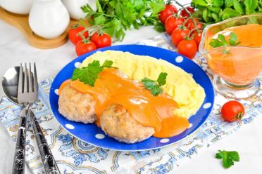 Creamy Kindergarten-Style Gravy for All Dishes
