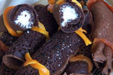 Chocolate Pancakes with Cottage Cheese Filling