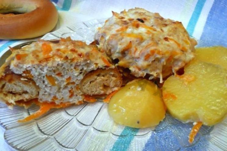 Oven-Baked Minced Meat Bagels
