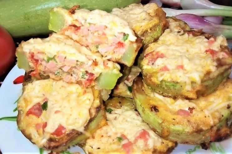 Zucchini Mini Pizzas