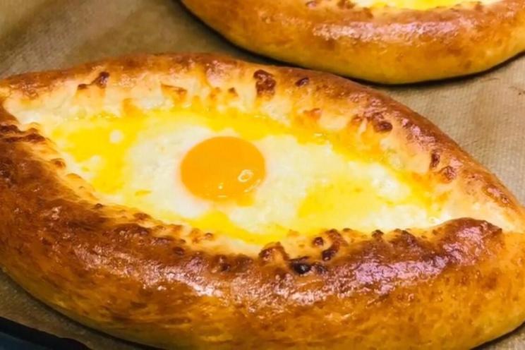 Easy Adjarian Khachapuri Recipe