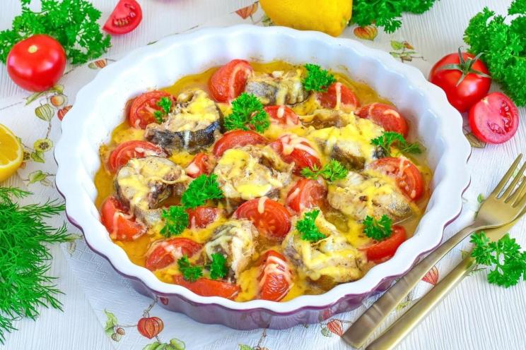 Baked Pollock with Tomatoes and Cheese