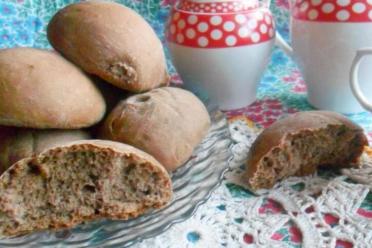 Quick & Easy Chocolate Kefir Buns