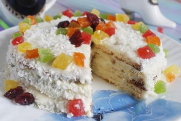 Elegant Snow-White Curd Cake with Delicate Coconut Cream