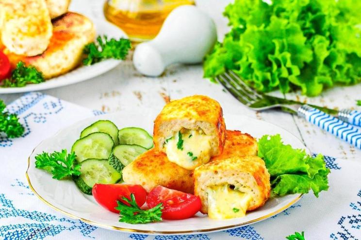 Cheesy Chicken Zrazy Pan-Fried to Perfection Cheesy Chicken Zrazy Pan-Fried to Perfection