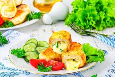 Cheesy Chicken Zrazy Pan-Fried to Perfection
