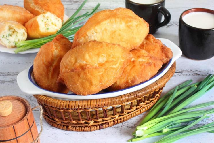 Pan-Fried Cottage Cheese Pies