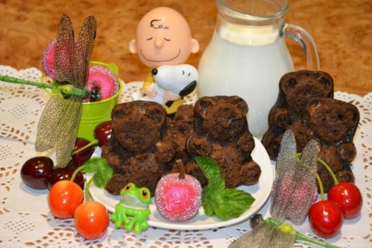 Kid-Friendly Chocolate Banana Bear Muffins Kid-Friendly Chocolate Banana Bear Muffins