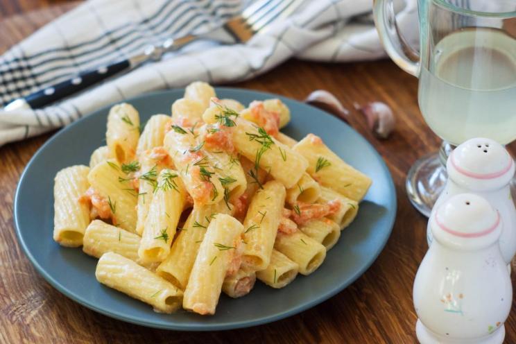 Creamy Garlic Pasta Delight Creamy Garlic Pasta Delight