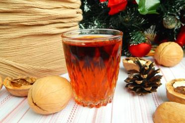 Walnut Partition Vodka Tincture: A Nutrient-Rich Elixir