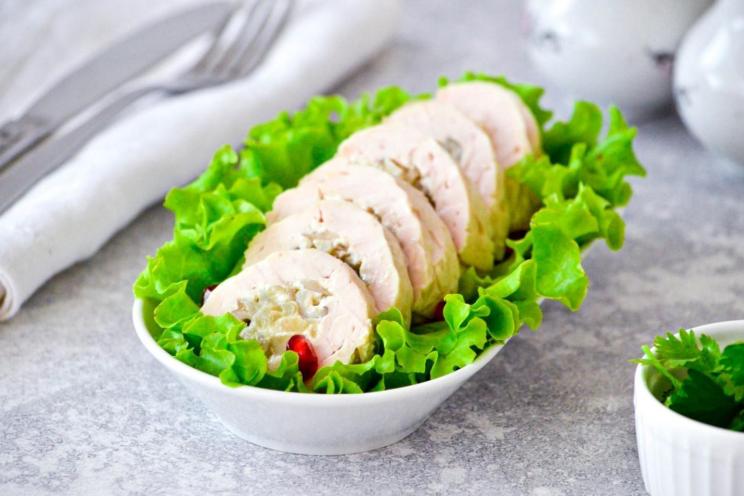 Oven-Baked Turkey Roll