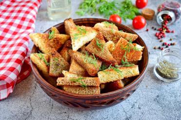 Pan-Fried Garlic Toasts