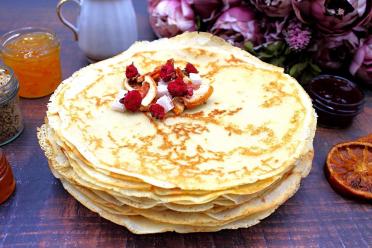 Fluffy Family Recipe Pancakes with Soda and Vinegar