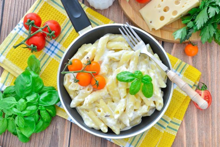 Creamy One-Pan Macaroni and Cheese Creamy One-Pan Macaroni and Cheese