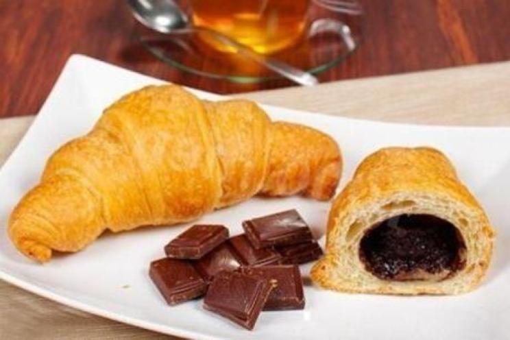 Chocolate-Filled Puff Pastry Croissants