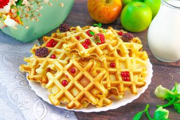 Electric Grill Viennese Waffles: Quick & Creamy Delight