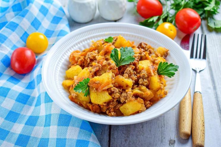 Quick & Tasty Minced Meat Potato Stew Quick & Tasty Minced Meat Potato Stew
