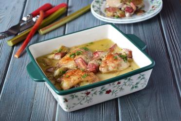 Oven-Baked Chicken with Tangy Rhubarb