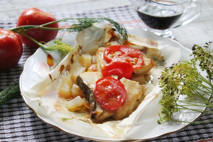 Baked Cod with Tomatoes and Zucchini Baked Cod with Tomatoes and Zucchini