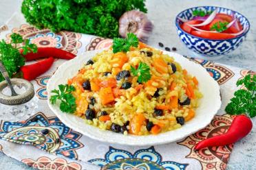 Pumpkin Pilaf: Sweet and Savory Vegan Delight
