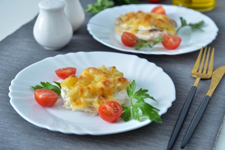 Baked Pineapple Chicken with Cheesy Crust
