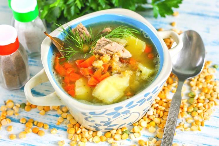 Hearty Beef and Pea Soup