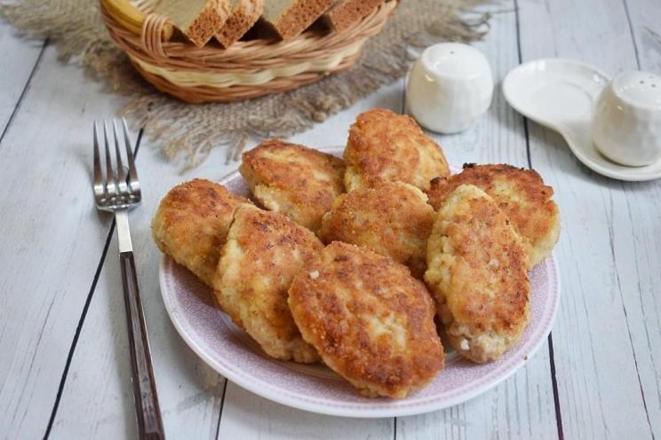 Classic Juicy Pan-Fried Meat Cutlets